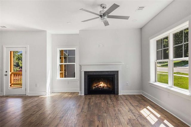 301 Retreat Way, Carrollton, GA 30116