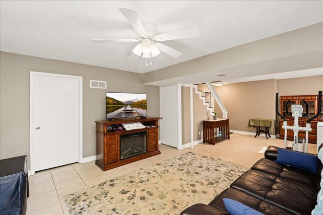2800 Baybrook Road, Lexington, KY 40517