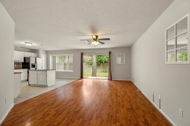 6910 Norvara Trail, Spring, TX 77379
