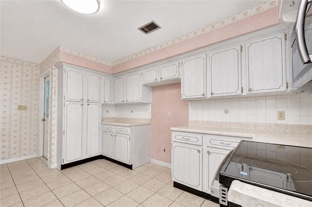 2205 MALIBU DRIVE, Brandon, FL 33511
