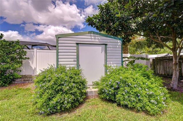 2205 MALIBU DRIVE, Brandon, FL 33511