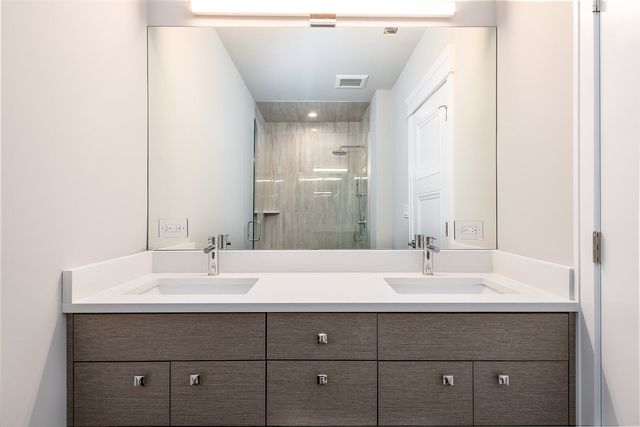 2145 S Halsted Street 4S, Chicago, IL 60608