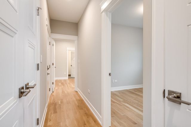 2145 S Halsted Street 4S, Chicago, IL 60608