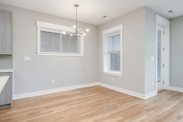 2145 S Halsted Street 4S, Chicago, IL 60608