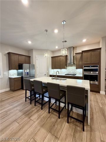 4124 Elegant Chateau Street, Las Vegas, NV 89135