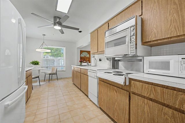 1666 SOUVENIR DRIVE, Clearwater, FL 33755