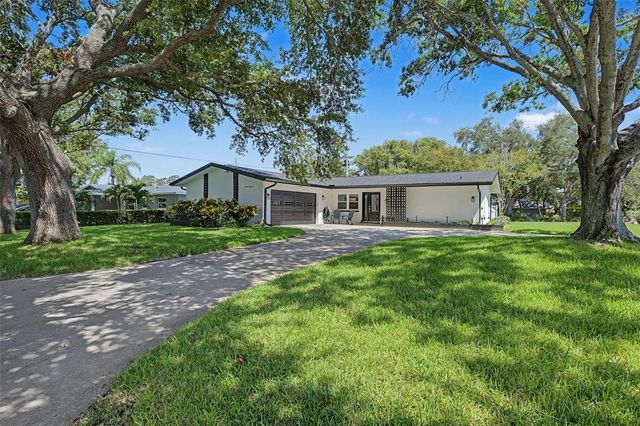 1666 SOUVENIR DRIVE, Clearwater, FL 33755