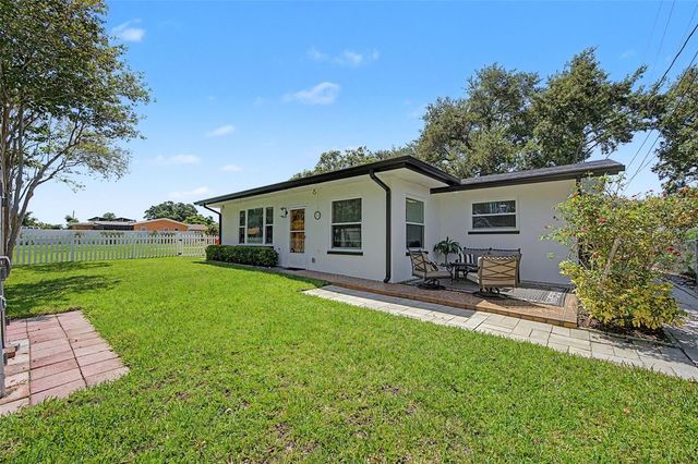 1666 SOUVENIR DRIVE, Clearwater, FL 33755