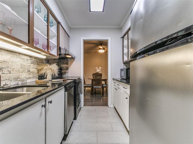 6100 N Brookline Avenue 20, Oklahoma City, OK 73112