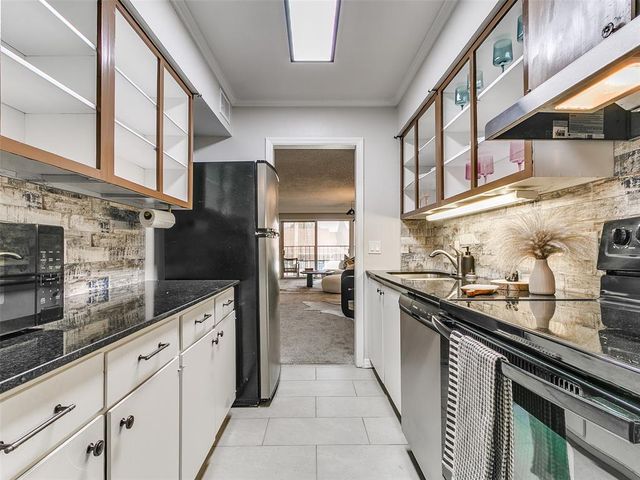 6100 N Brookline Avenue 20, Oklahoma City, OK 73112