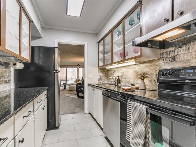 6100 N Brookline Avenue 20, Oklahoma City, OK 73112