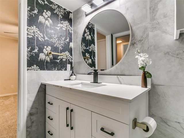 6100 N Brookline Avenue 20, Oklahoma City, OK 73112