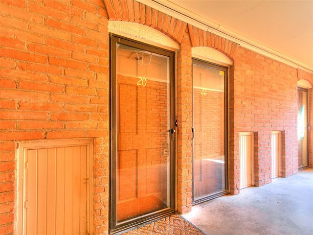 6100 N Brookline Avenue 20, Oklahoma City, OK 73112