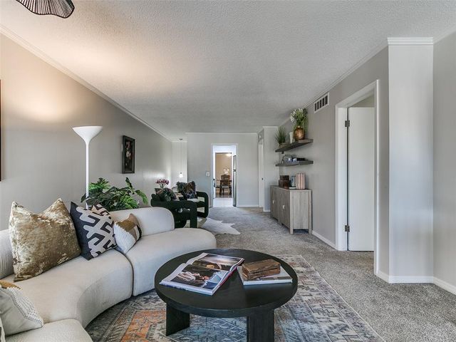 6100 N Brookline Avenue 20, Oklahoma City, OK 73112