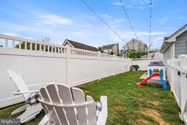 168 UPLAND RD, Havertown, PA 19083