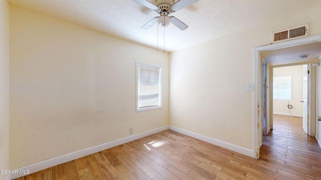 3729 MEMPHIS Avenue, El Paso, TX 79930