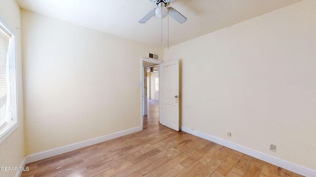 3729 MEMPHIS Avenue, El Paso, TX 79930