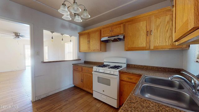 3729 MEMPHIS Avenue, El Paso, TX 79930