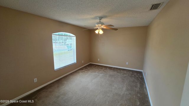 210 Meehan Avenue NW, Palm Bay, FL 32907