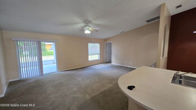210 Meehan Avenue NW, Palm Bay, FL 32907