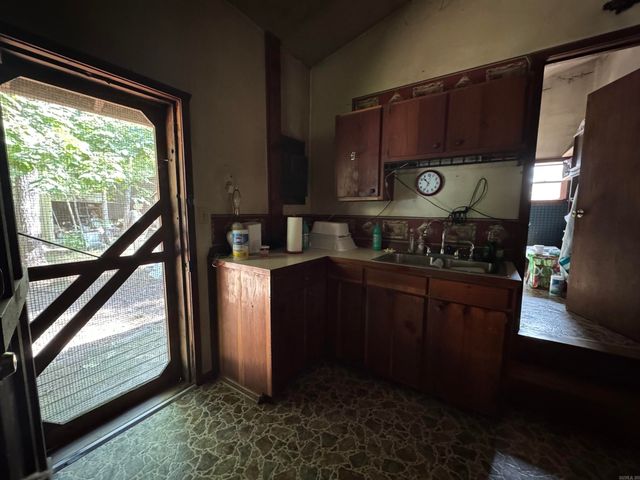 4004 Brock Road, Clinton, AR 72031