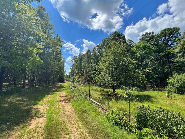 4004 Brock Road, Clinton, AR 72031