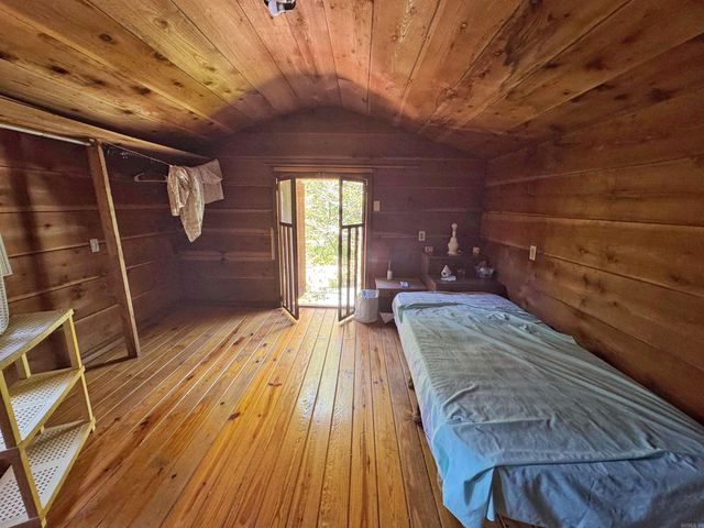 4004 Brock Road, Clinton, AR 72031