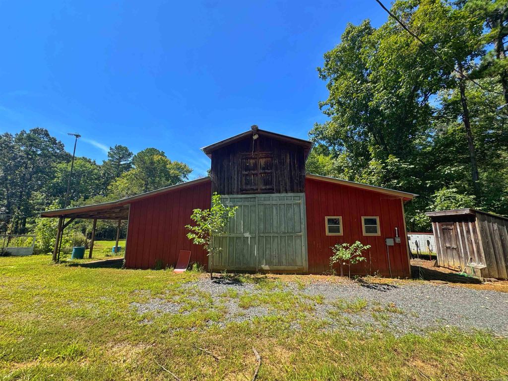 4004 Brock Road, Clinton, AR 72031