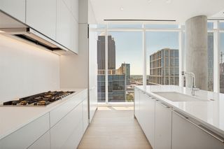 1747 Leonard Street 2002, Dallas, TX 75201