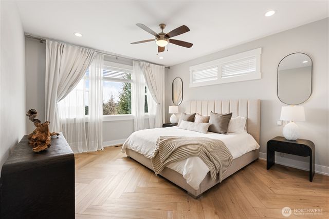 1225 34th St, Bellingham, WA 98229