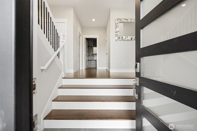 1225 34th St, Bellingham, WA 98229