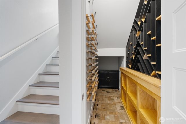 1225 34th St, Bellingham, WA 98229