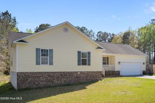 300 Brookstone Way, Jacksonville, NC 28546