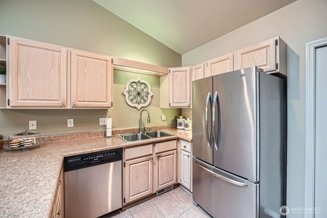 14 Lakewood Oaks Drive SW, Lakewood, WA 98499