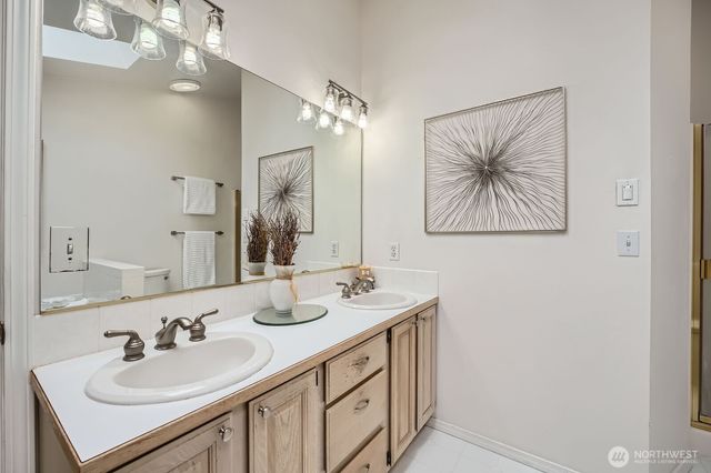 14 Lakewood Oaks Drive SW, Lakewood, WA 98499