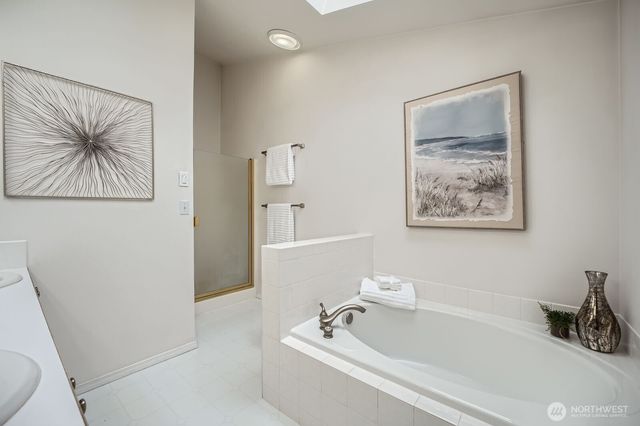 14 Lakewood Oaks Drive SW, Lakewood, WA 98499