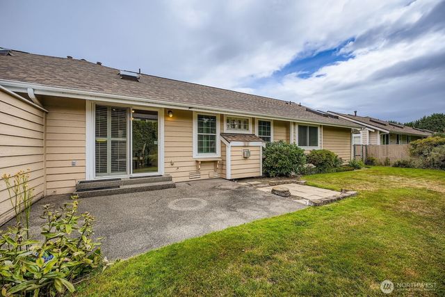 14 Lakewood Oaks Drive SW, Lakewood, WA 98499