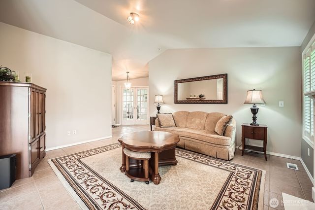 14 Lakewood Oaks Drive SW, Lakewood, WA 98499