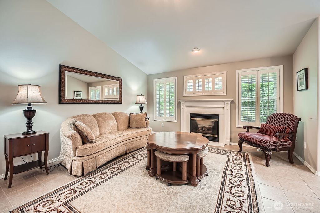 14 Lakewood Oaks Drive SW, Lakewood, WA 98499