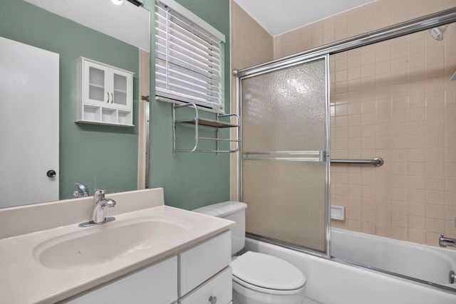 353 NW 36th Avenue, Deerfield Beach, FL 33442