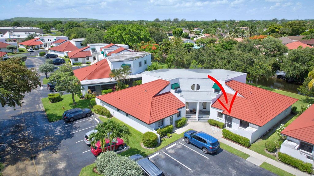 353 NW 36th Avenue, Deerfield Beach, FL 33442
