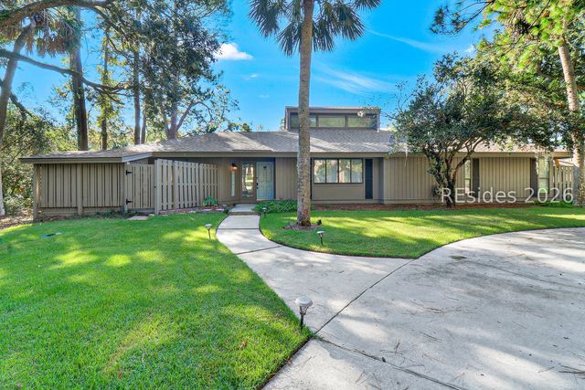 43 Woodbine Pl, Hilton Head Island, SC 29928