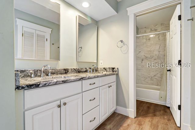 43 Woodbine Pl, Hilton Head Island, SC 29928