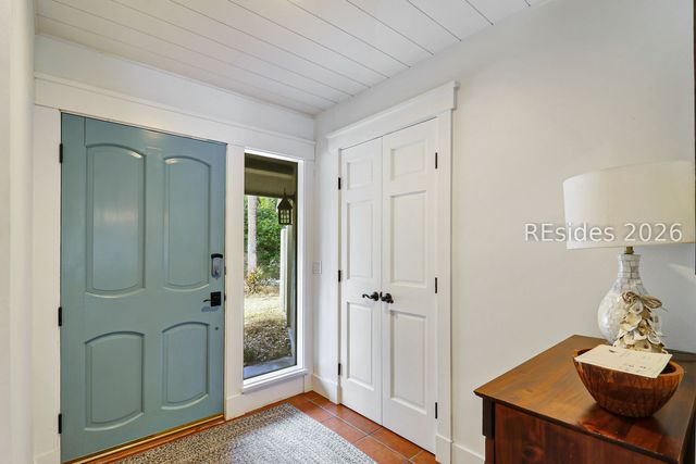 43 Woodbine Pl, Hilton Head Island, SC 29928