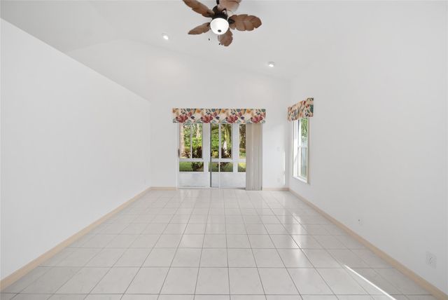 7822 Carina Court, Lake Worth, FL 33467