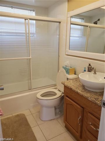 1305 SE 21st ST, Cape Coral, FL 33990