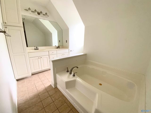903 SW Jessie Drive, Decatur, AL 35603