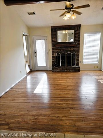 95 Easley Loop, Greenwood, AR 72936