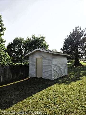 95 Easley Loop, Greenwood, AR 72936