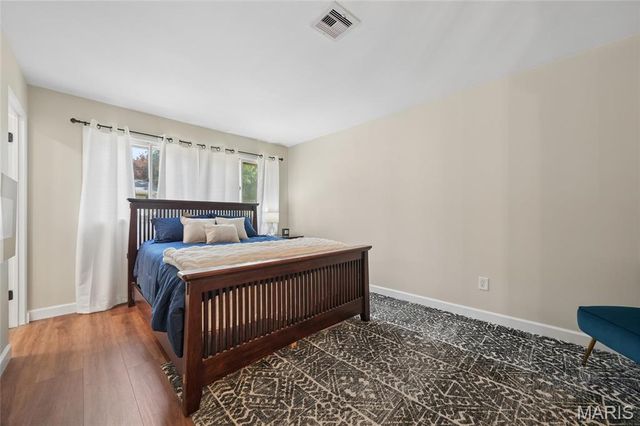 1529 Cerulean Drive, St Louis, MO 63146